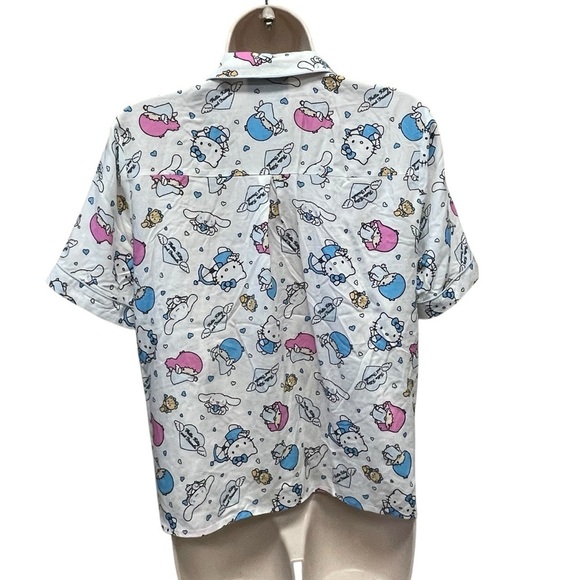 Hello Kitty and friends Sanrio button up shirt women’s small pajama top - Picture 2 of 8